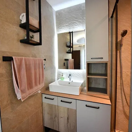 Luxury Medjuvrsje Lodge