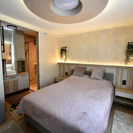 Luxury Medjuvrsje Lodge *